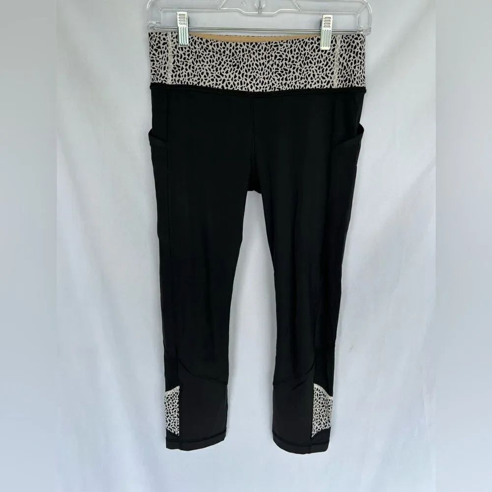 Lululemon Pace Rival Crop Leggings Black White Mosaic Luxtreme size 6
